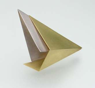 geometrische Brosche aus Silber und Gold 750/ooo